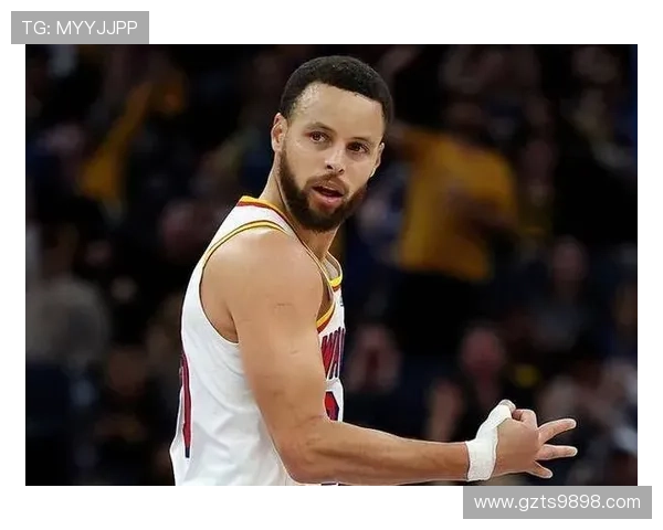 库里砍下二十八分带领勇士鏖战四节终场发力力克强敌太阳取得关键胜利